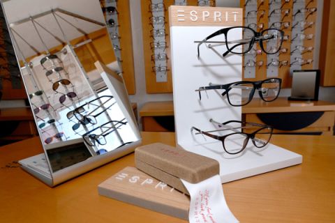 ESPRIT Collection, Modische und moderne Fassungen